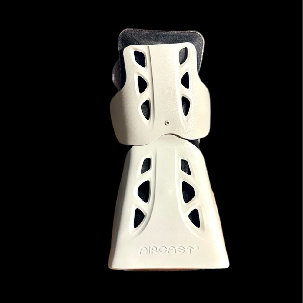 Aircast DJO LLC soft strike gray foot ankle injury walking cast boot large